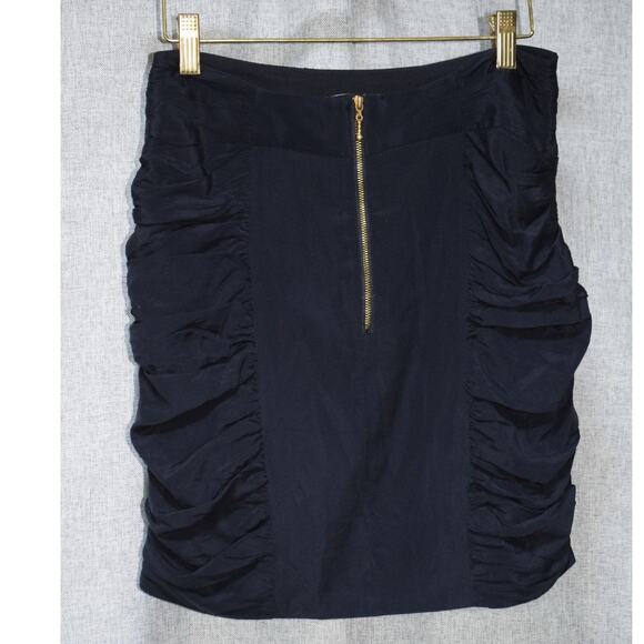 Leifsdottir Black Silk Ruched Mini Skirt Women’s Size 4 - Picture 2 of 3